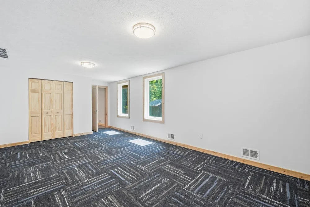 5346 Trager Road East Bay Township, MI 49696