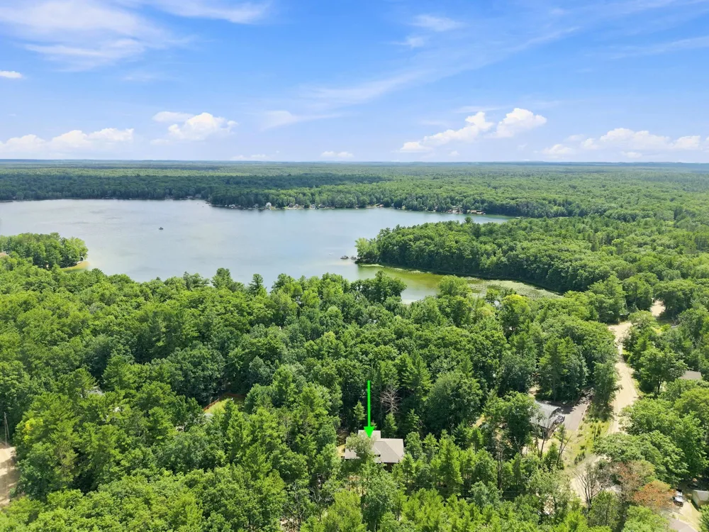 5346 Trager Road East Bay Township, MI 49696