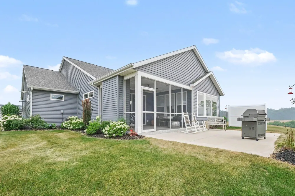 2887 Isle Grand Drive Plainfield Charter Township, MI 49306