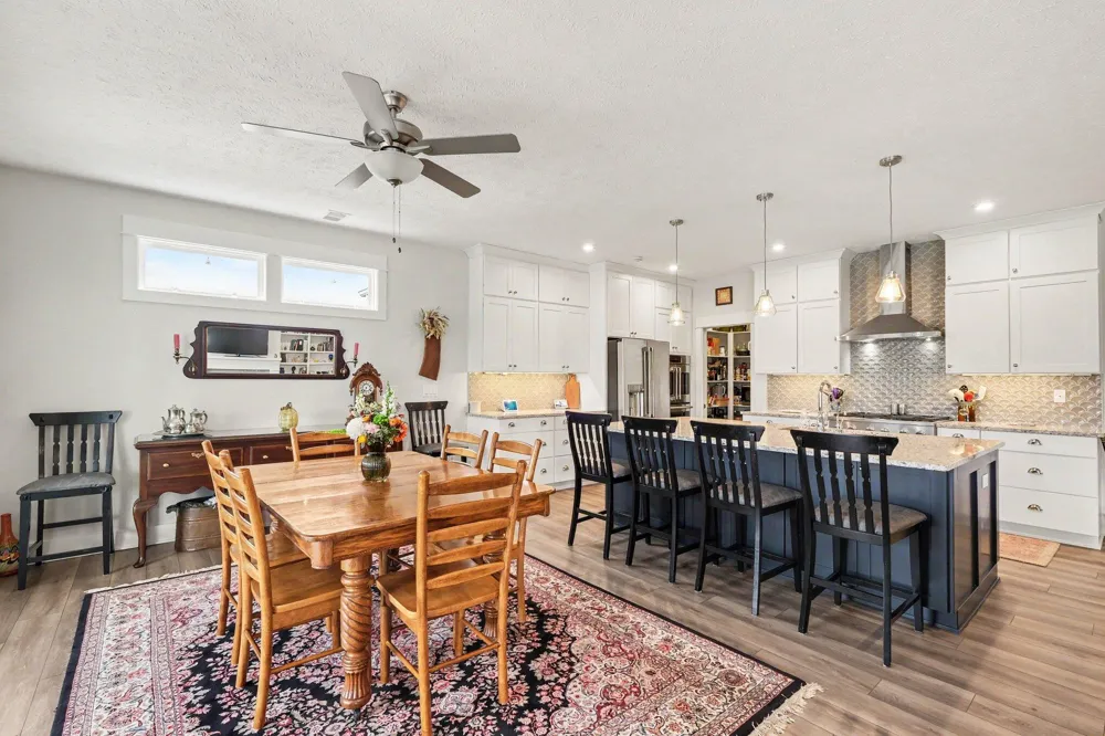 2887 Isle Grand Drive Plainfield Charter Township, MI 49306