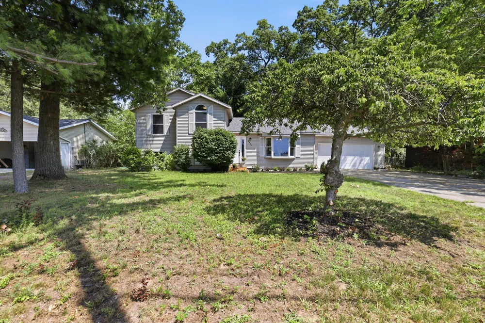 2046 Roberts Road Muskegon Charter Township, MI 49445
