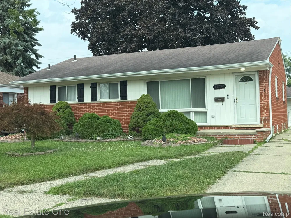 12730 Columbia Street W Redford Charter Township, MI 48239
