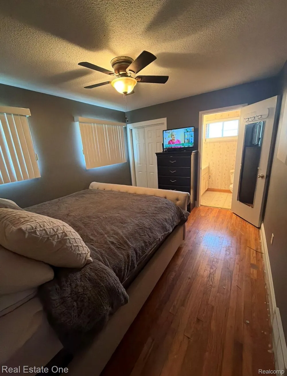 12730 Columbia Street W Redford Charter Township, MI 48239