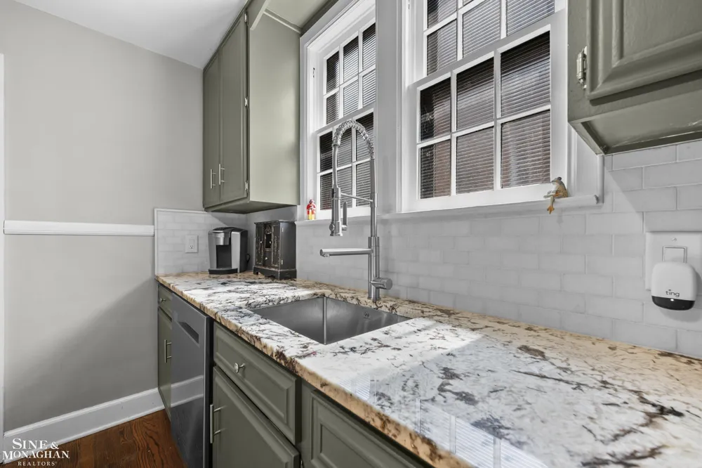 245 Ridgemont Road Grosse Pointe Farms City, MI 48236