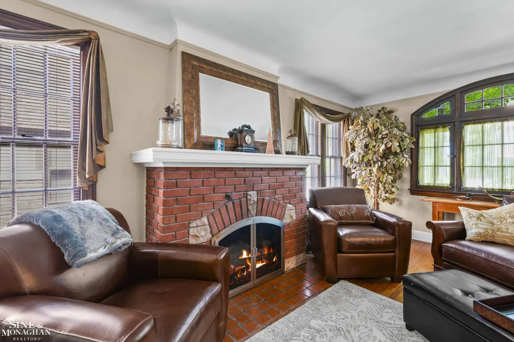 245 Ridgemont Road Grosse Pointe Farms City, MI 48236