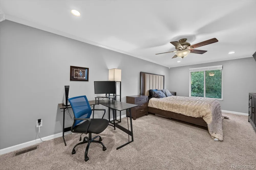 51116 S Foster Road Chesterfield Township, MI 48047