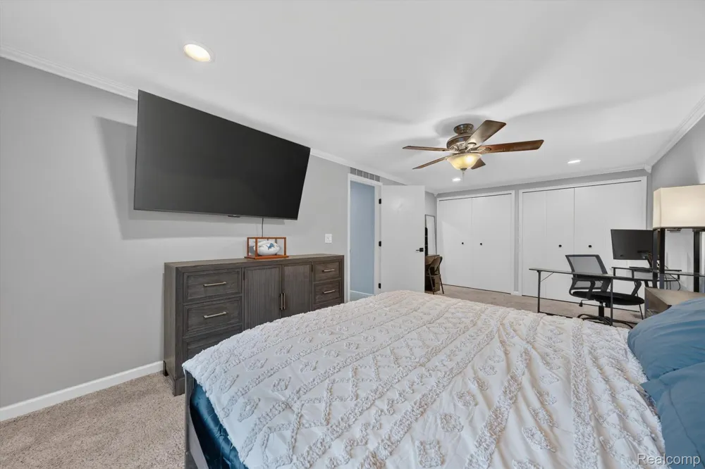 51116 S Foster Road Chesterfield Township, MI 48047