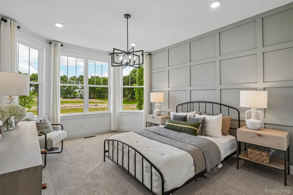 3065 Wyvern Road Orion Charter Township, MI 48359