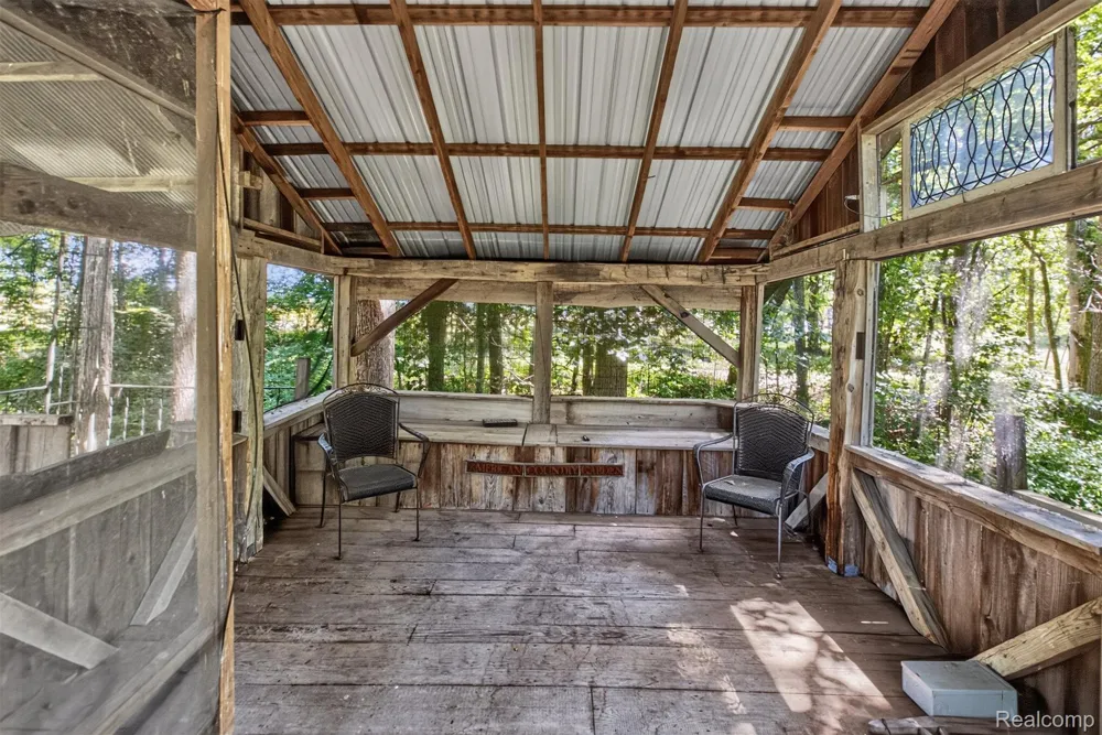 1279 E Burnside Road Deerfield Township, MI 48461