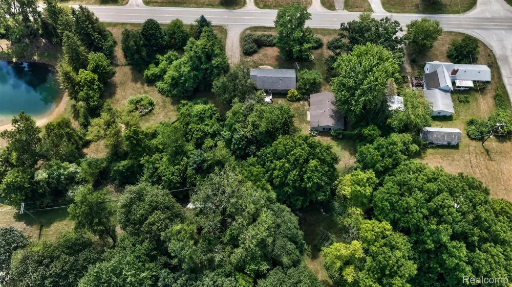 1279 E Burnside Road Deerfield Township, MI 48461