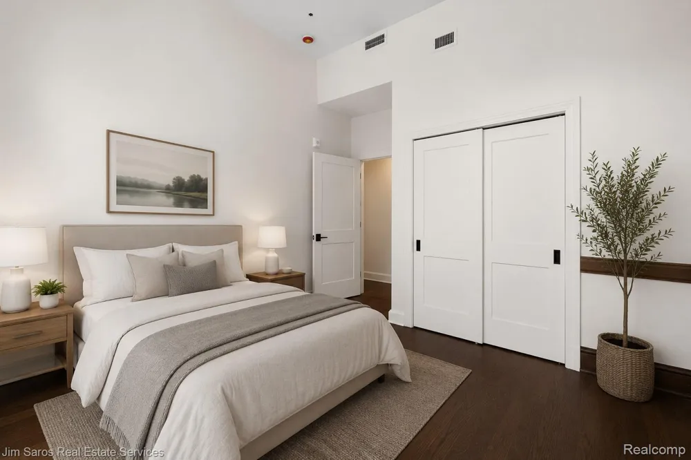 389 Saint Clair #305 Grosse Pointe City, MI 48230