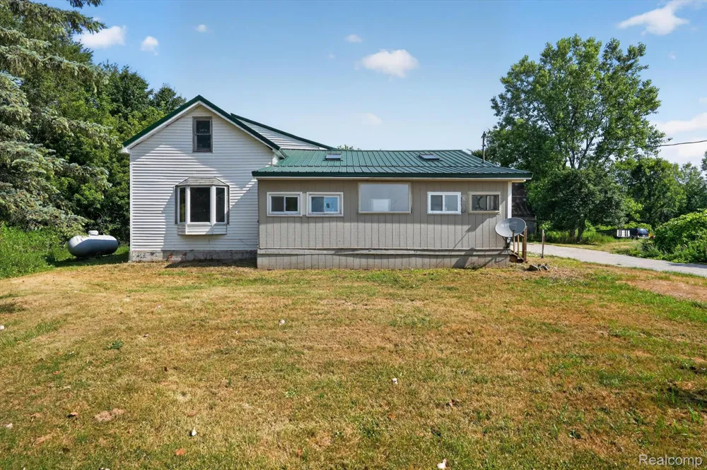 10470 Baldwin Road Gaines Township, MI 48436