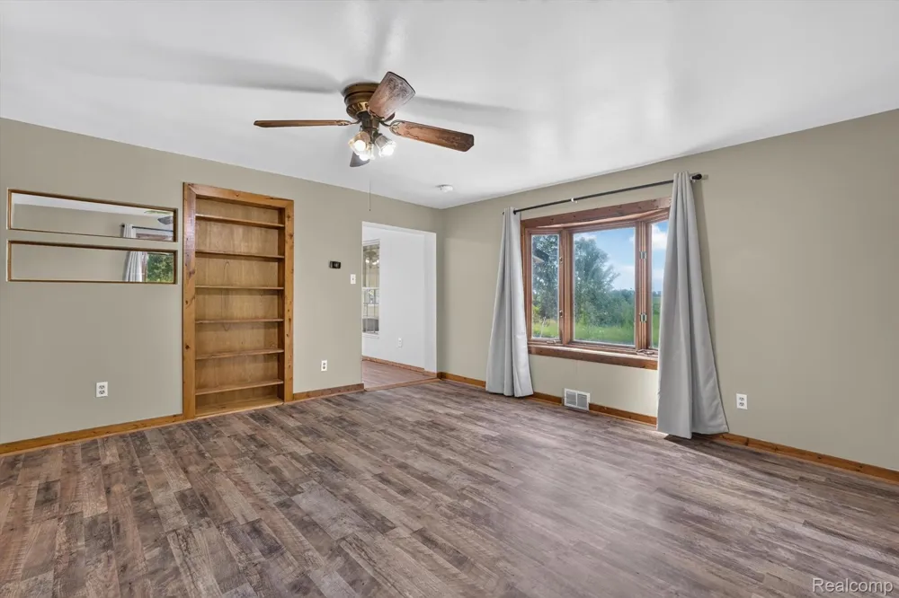 10470 Baldwin Road Gaines Township, MI 48436