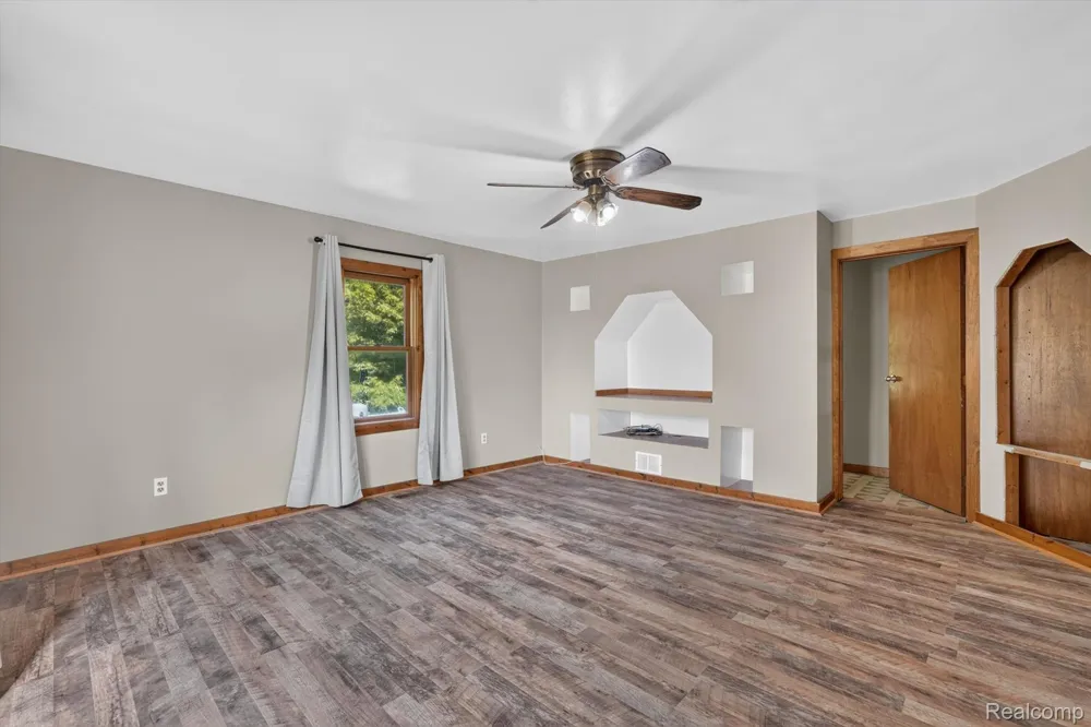 10470 Baldwin Road Gaines Township, MI 48436
