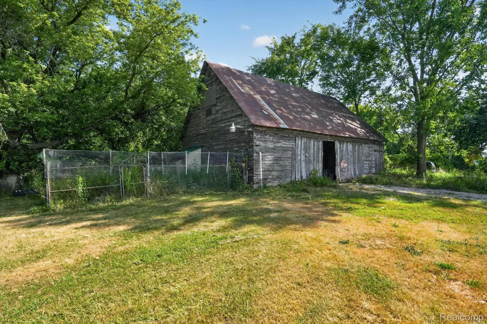 10470 Baldwin Road Gaines Township, MI 48436