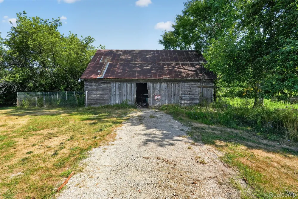 10470 Baldwin Road Gaines Township, MI 48436