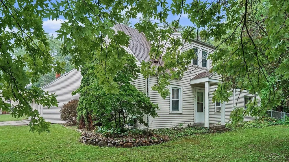 4810 Brockway Road Saginaw Charter Township, MI 48638