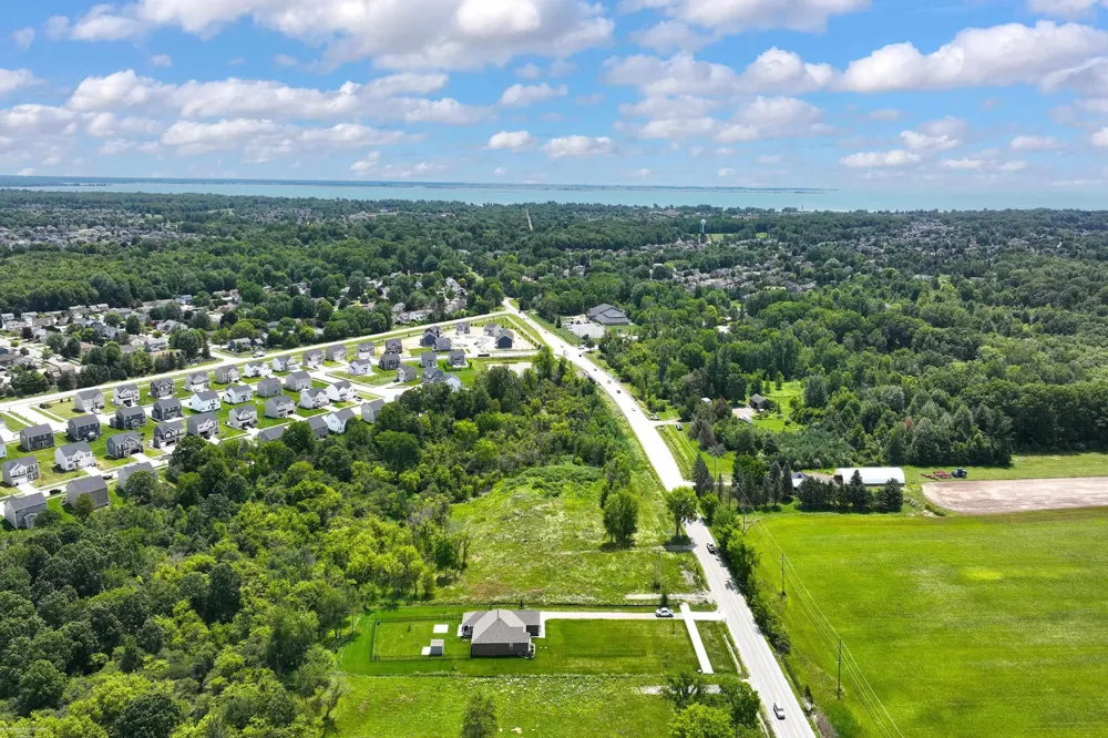 54654 Washington Street Chesterfield Township, MI 48047