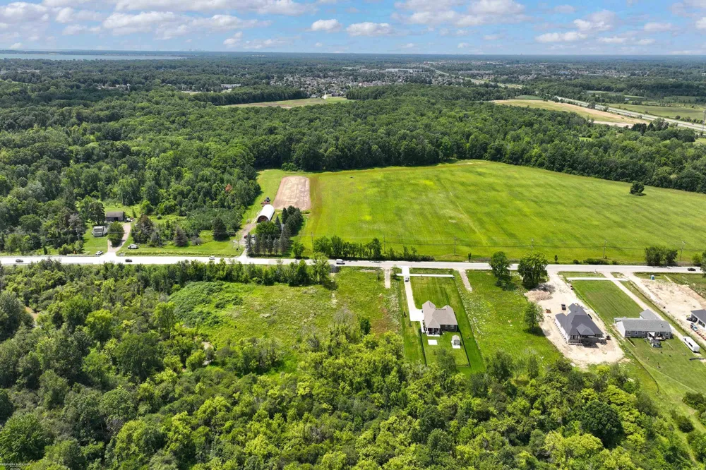 54654 Washington Street Chesterfield Township, MI 48047