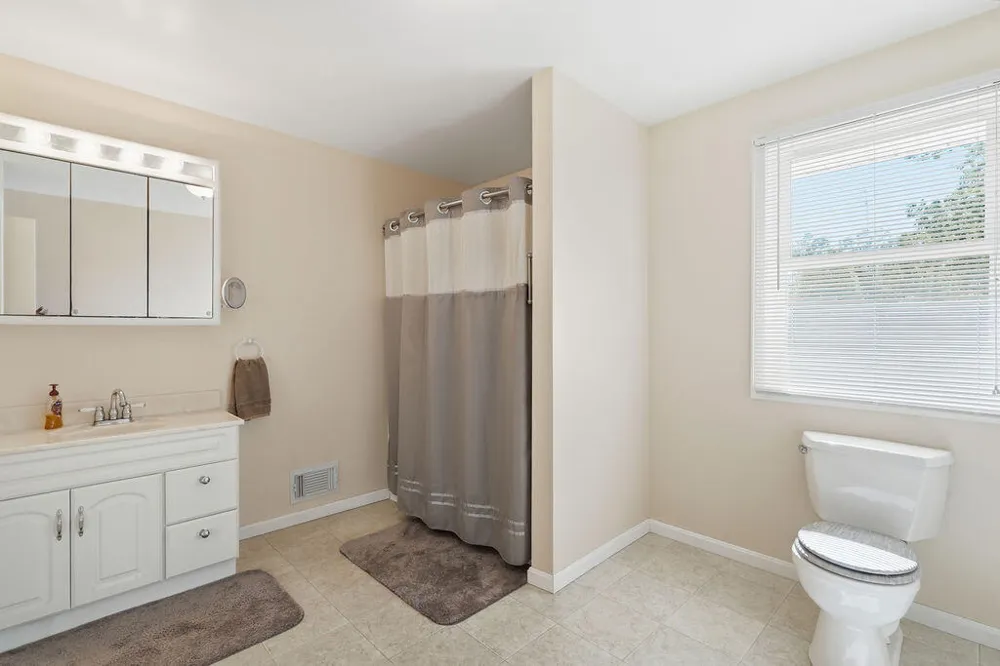 6649 122nd Avenue Ganges Township, MI 49408