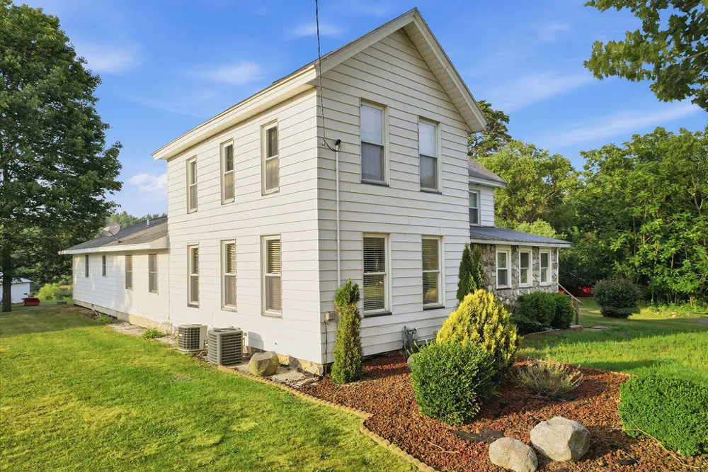 6649 122nd Avenue Ganges Township, MI 49408