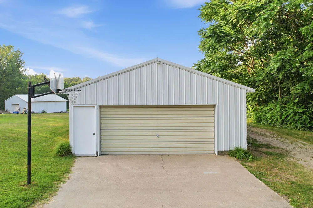 6649 122nd Avenue Ganges Township, MI 49408