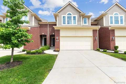 7512 Berry Wood Lane