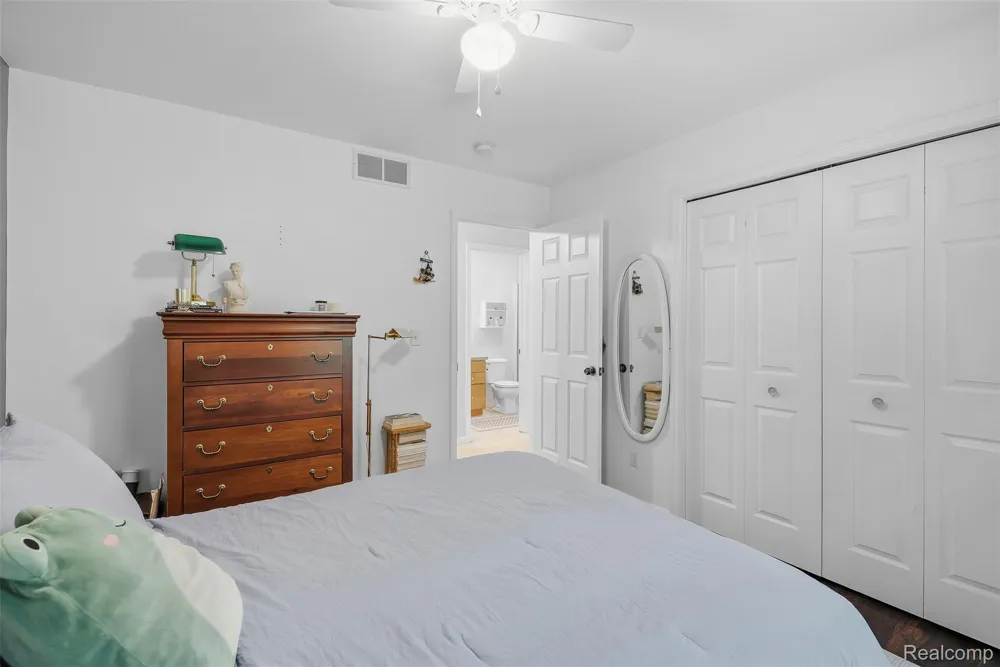 9293 Oakview Drive Swartz Creek City, MI 48473