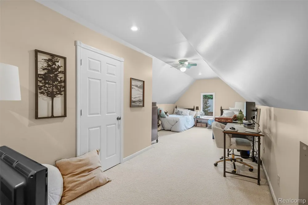 9293 Oakview Drive Swartz Creek City, MI 48473
