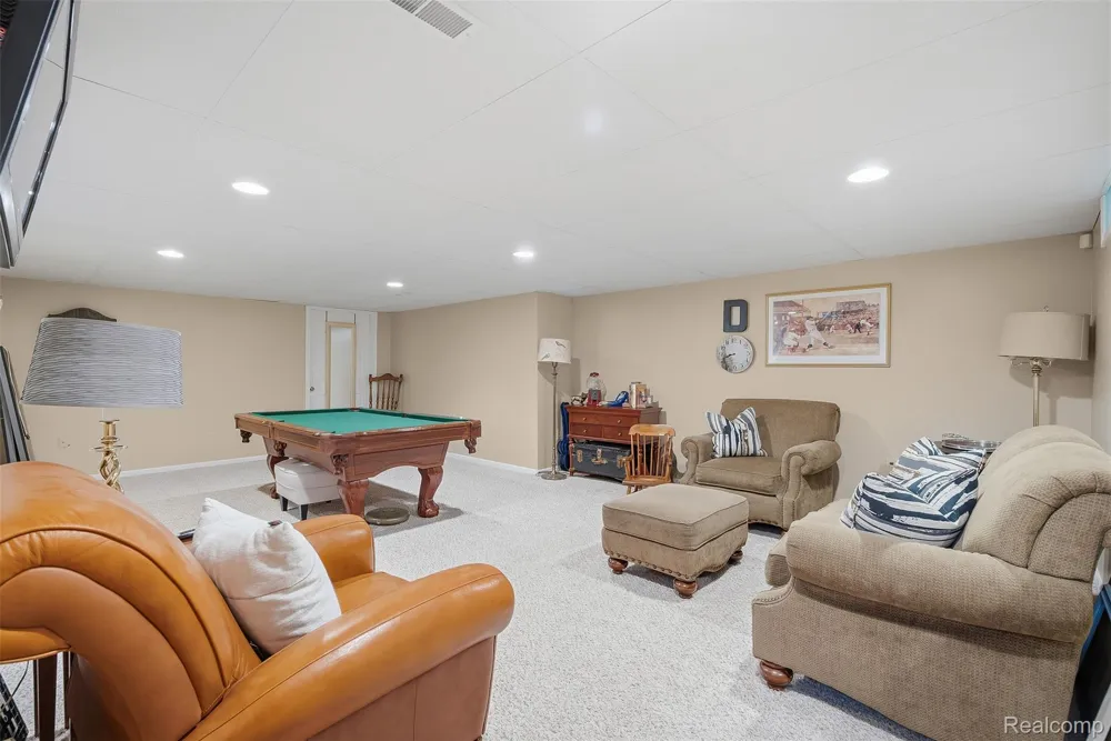 9293 Oakview Drive Swartz Creek City, MI 48473