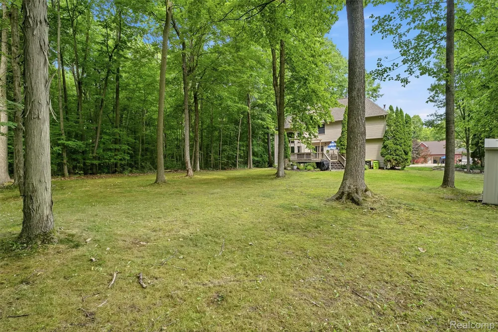 9293 Oakview Drive Swartz Creek City, MI 48473