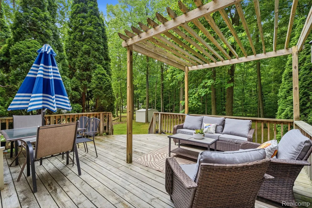 9293 Oakview Drive Swartz Creek City, MI 48473