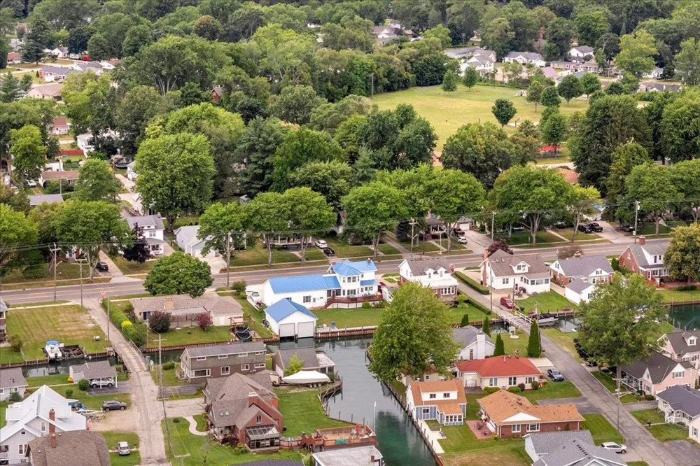 1748 Saint Clair River Drive Algonac City, MI 48001