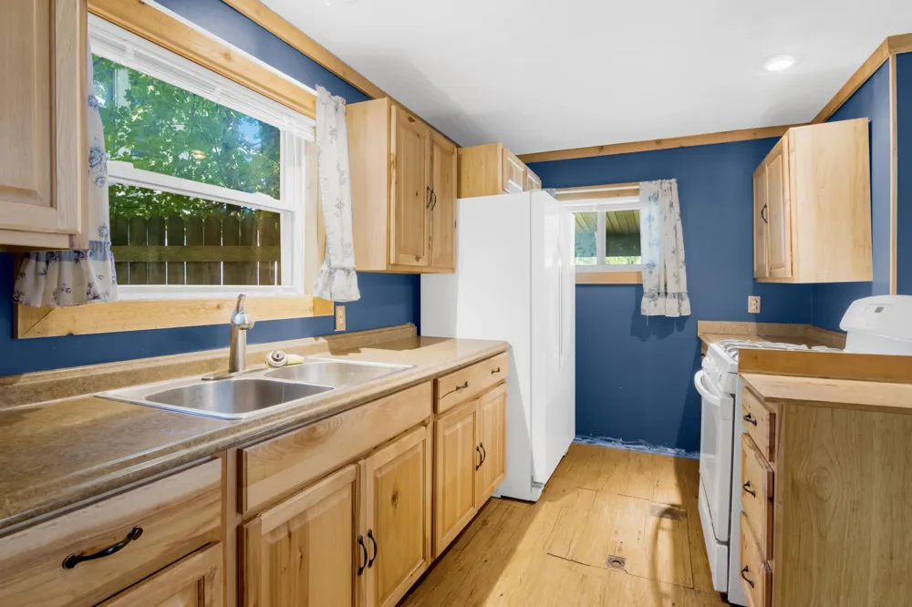 8087 W State Street Central Lake Township, MI 49622