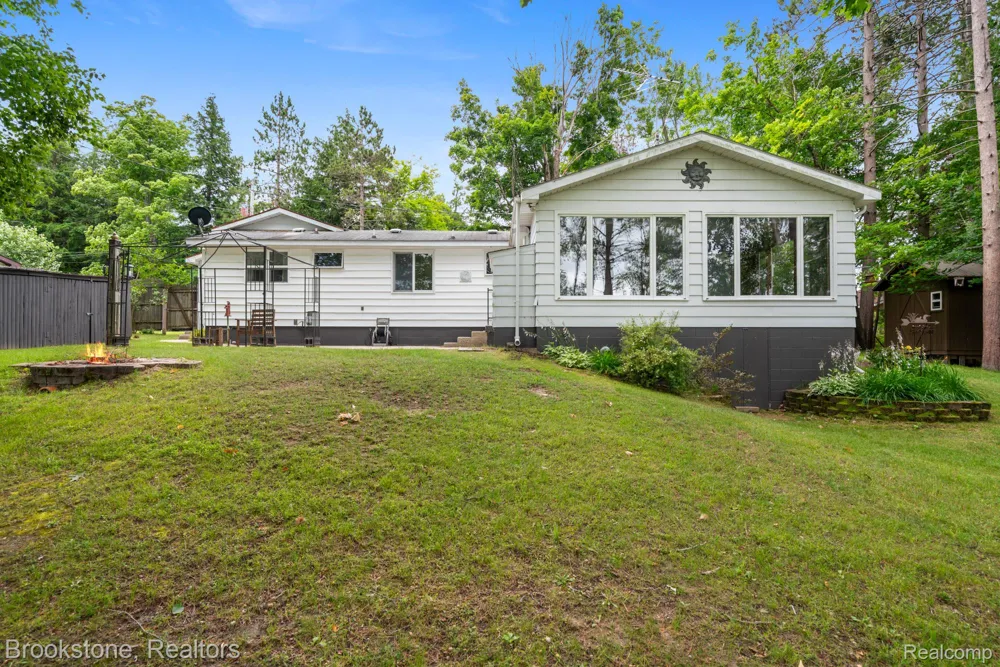 5699 S Smith Road Grant Township, MI 49721