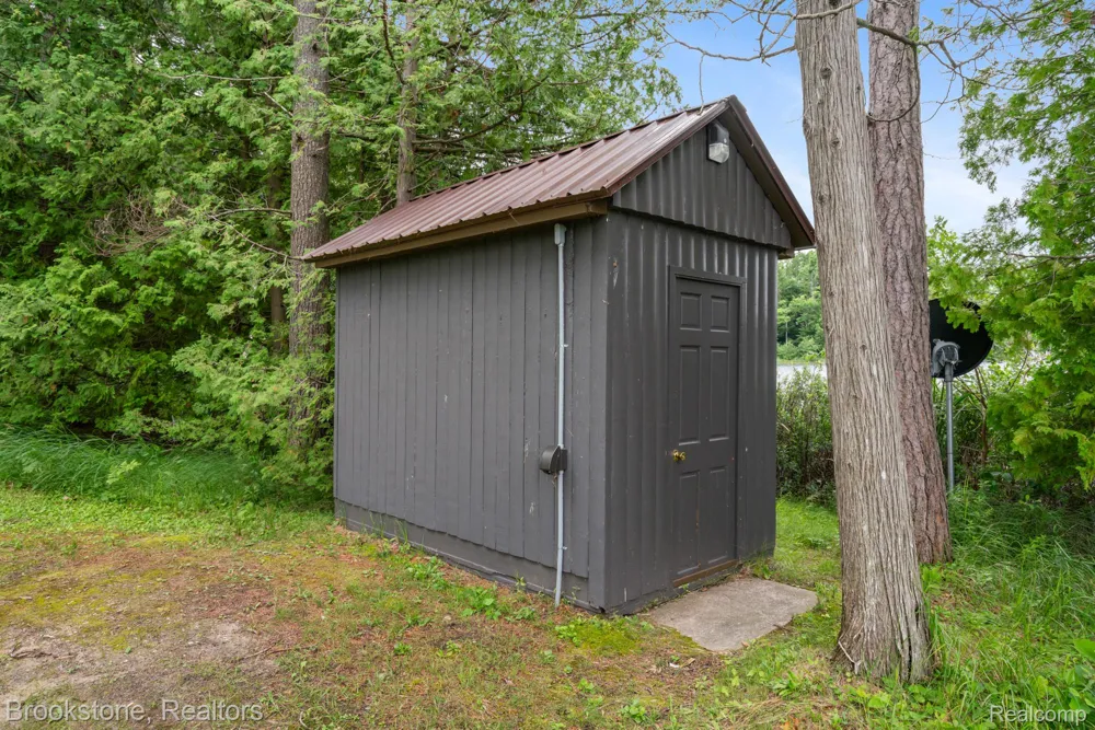 5699 S Smith Road Grant Township, MI 49721