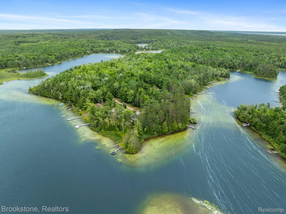 5699 S Smith Road Grant Township, MI 49721