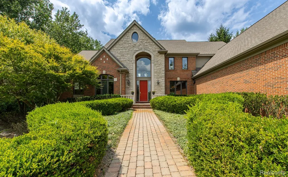 3720 Northwood Drive West Bloomfield Charter Township, MI 48324