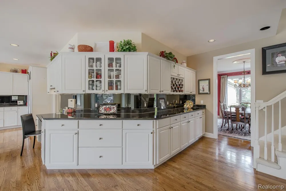 3720 Northwood Drive West Bloomfield Charter Township, MI 48324