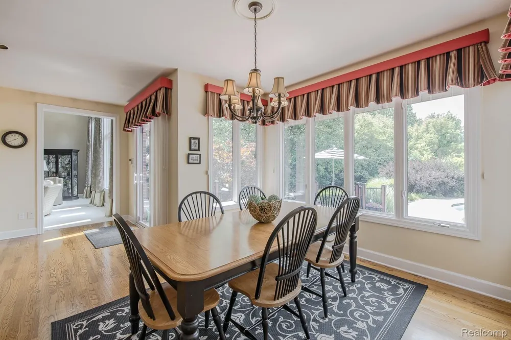 3720 Northwood Drive West Bloomfield Charter Township, MI 48324