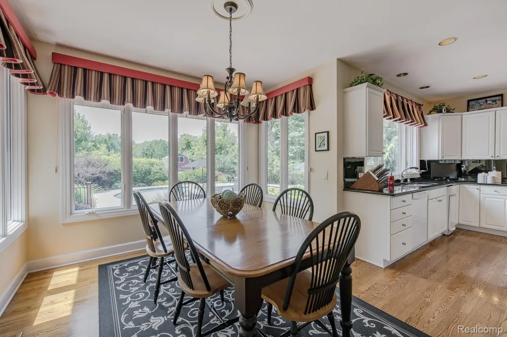 3720 Northwood Drive West Bloomfield Charter Township, MI 48324