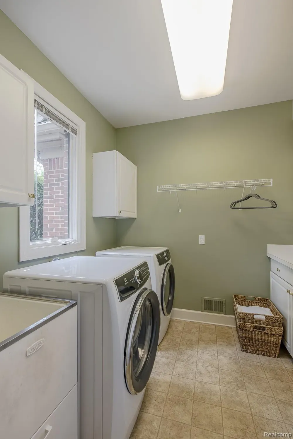 3720 Northwood Drive West Bloomfield Charter Township, MI 48324