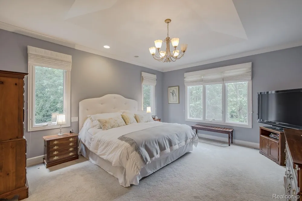 3720 Northwood Drive West Bloomfield Charter Township, MI 48324
