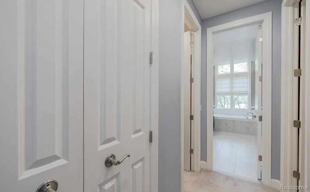 3720 Northwood Drive West Bloomfield Charter Township, MI 48324