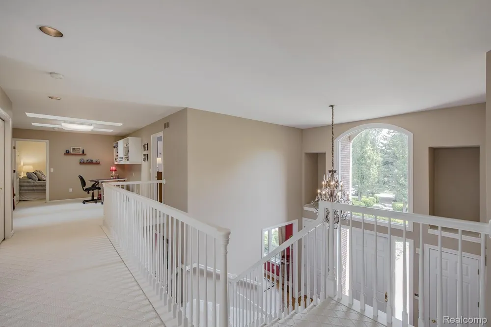 3720 Northwood Drive West Bloomfield Charter Township, MI 48324