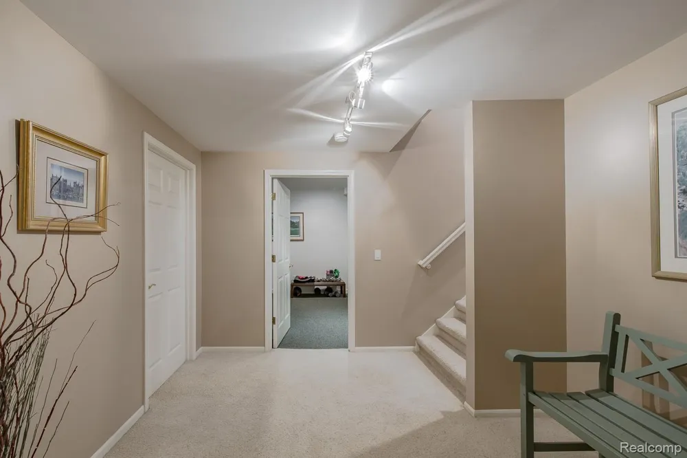 3720 Northwood Drive West Bloomfield Charter Township, MI 48324