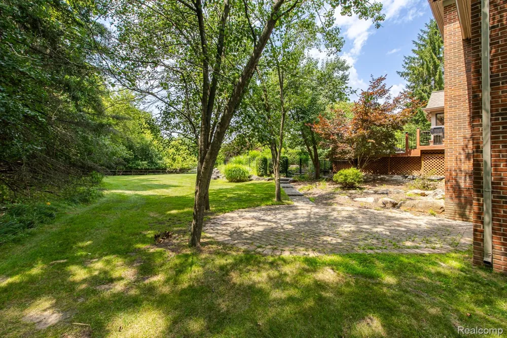 3720 Northwood Drive West Bloomfield Charter Township, MI 48324