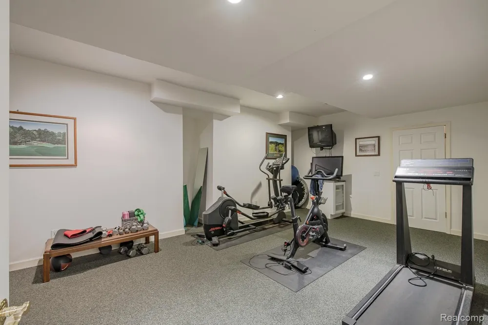 3720 Northwood Drive West Bloomfield Charter Township, MI 48324