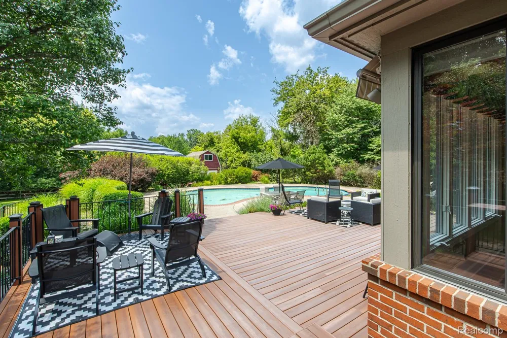 3720 Northwood Drive West Bloomfield Charter Township, MI 48324