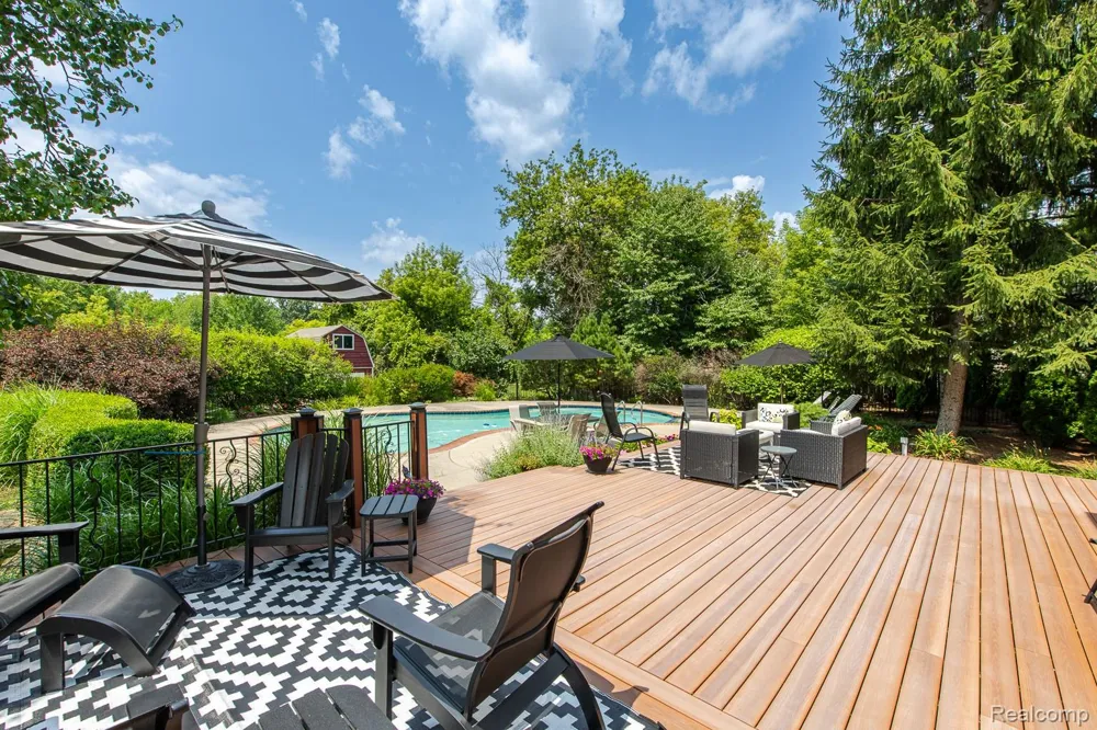 3720 Northwood Drive West Bloomfield Charter Township, MI 48324